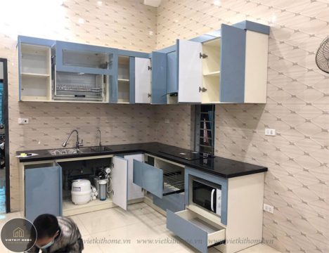 Tủ Bếp Nhựa Picomat Cho Nhà Anh Hùng tại Thạch Bàn Long Biên