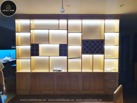 VIETKIT HOME Làm Tủ Rượu Hiện Đại Tại Long Biên Hà Nội. Cam kết 100% khách hàng hài lòng với dịch vụ của chúng tôi.