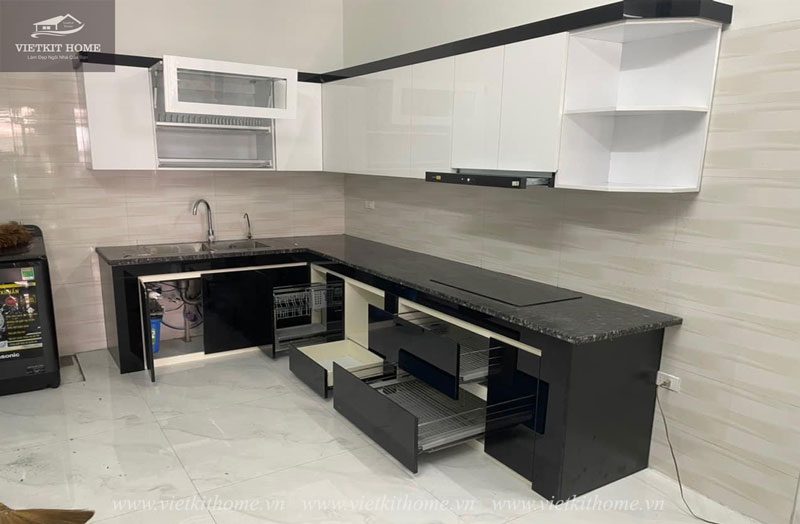 VIETKIT HOME làm tủ bếp đã có bệ bê tông giá rẻ nhất Long Biên Hà Nội.