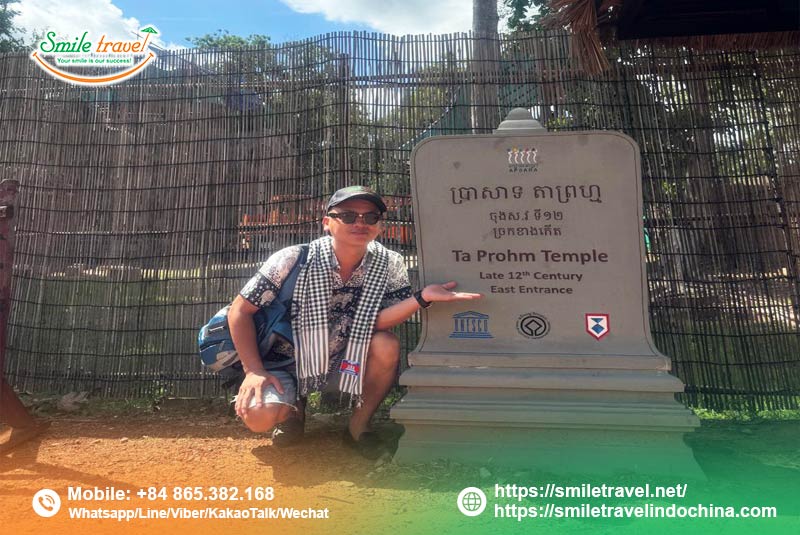 Ta-prohm-temple-Angkor-wat-cambodia-smiletravel