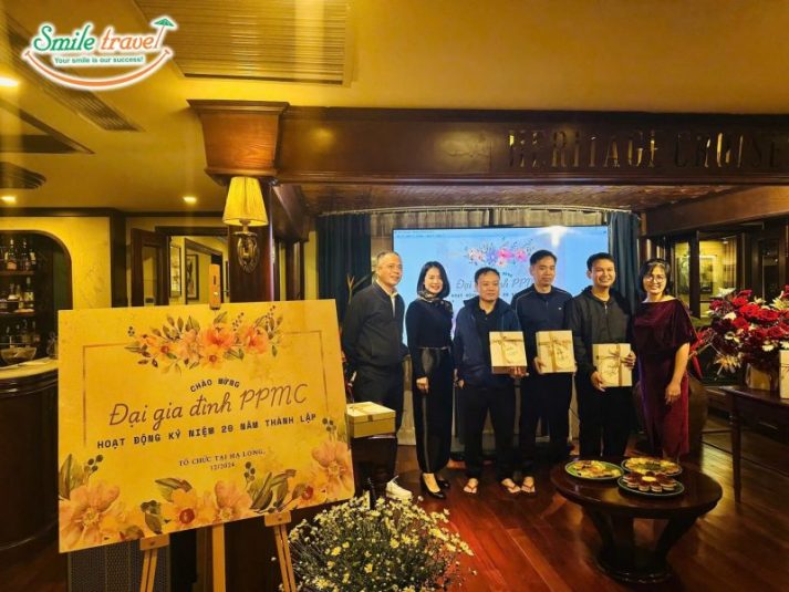 feedback khách đoàn tour du thuyền hạ long-dulichnucuoi-smiletraveltop 10 công ty du lịch uy tín ở hà nội smiletravel du lịch nụ cười